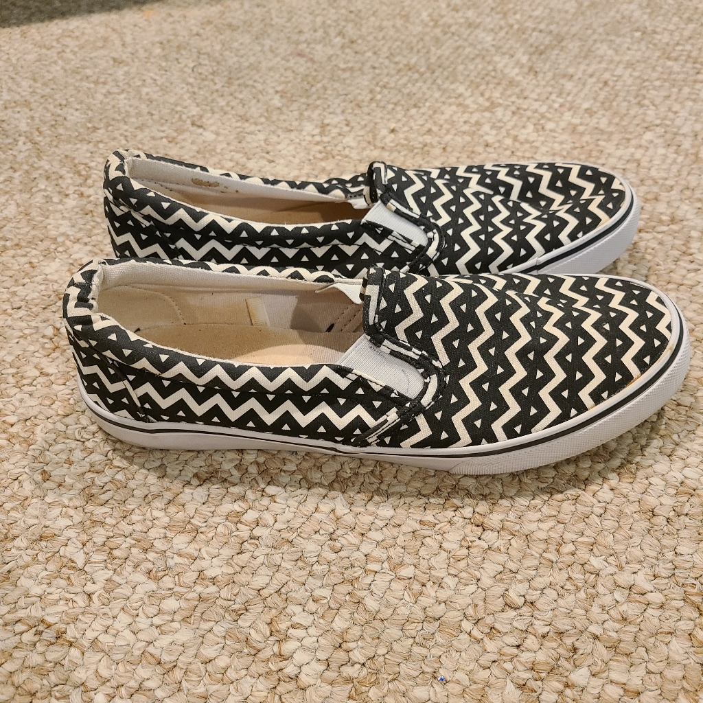 Pattern Slip Ons